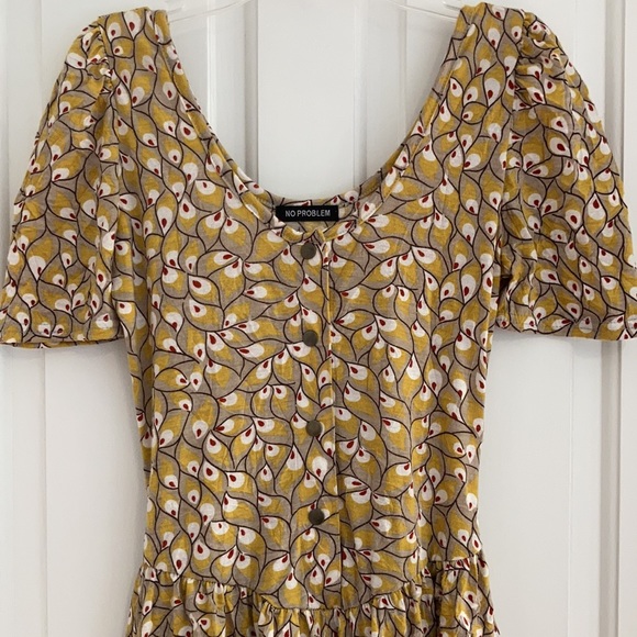 Gold Mini Romper Dress, gathered at shoulders & waist, Easy Front Opening - Picture 15 of 16